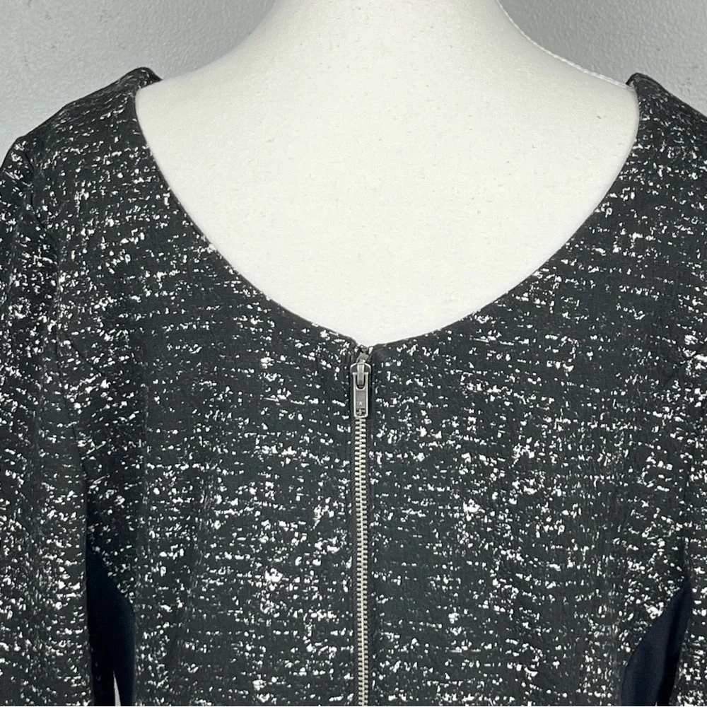Lane Bryant v-neck back zip fit and flare textured knit 3/4 sleeve dress, 14/16.